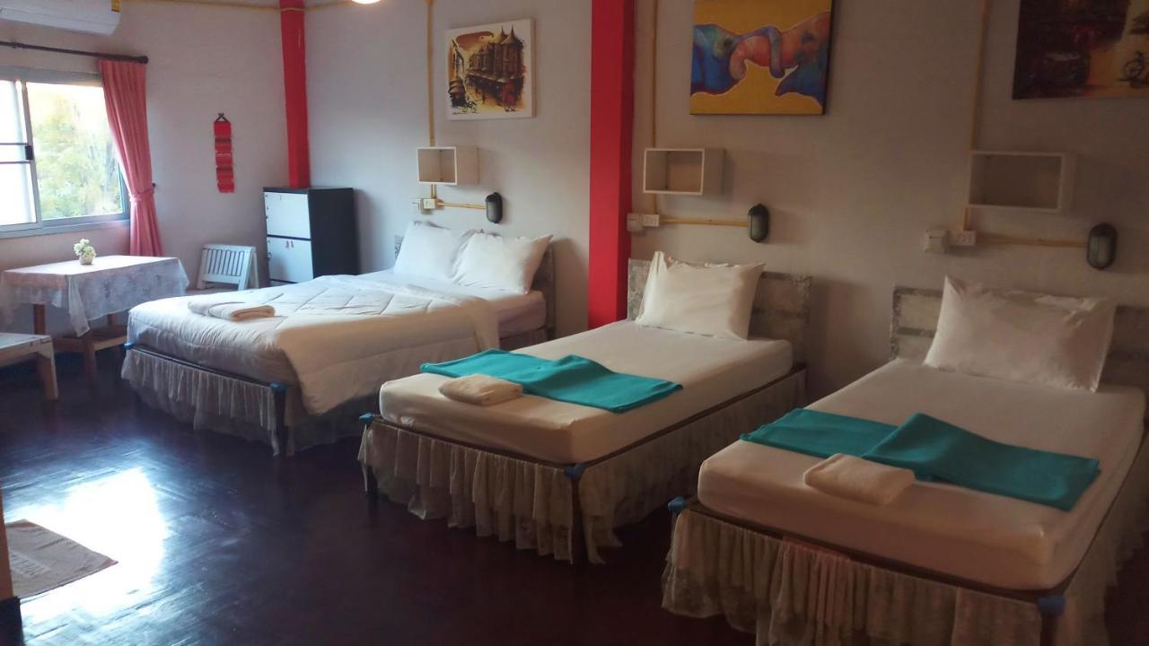 Fun-D Hostel Chiang Rai Buitenkant foto
