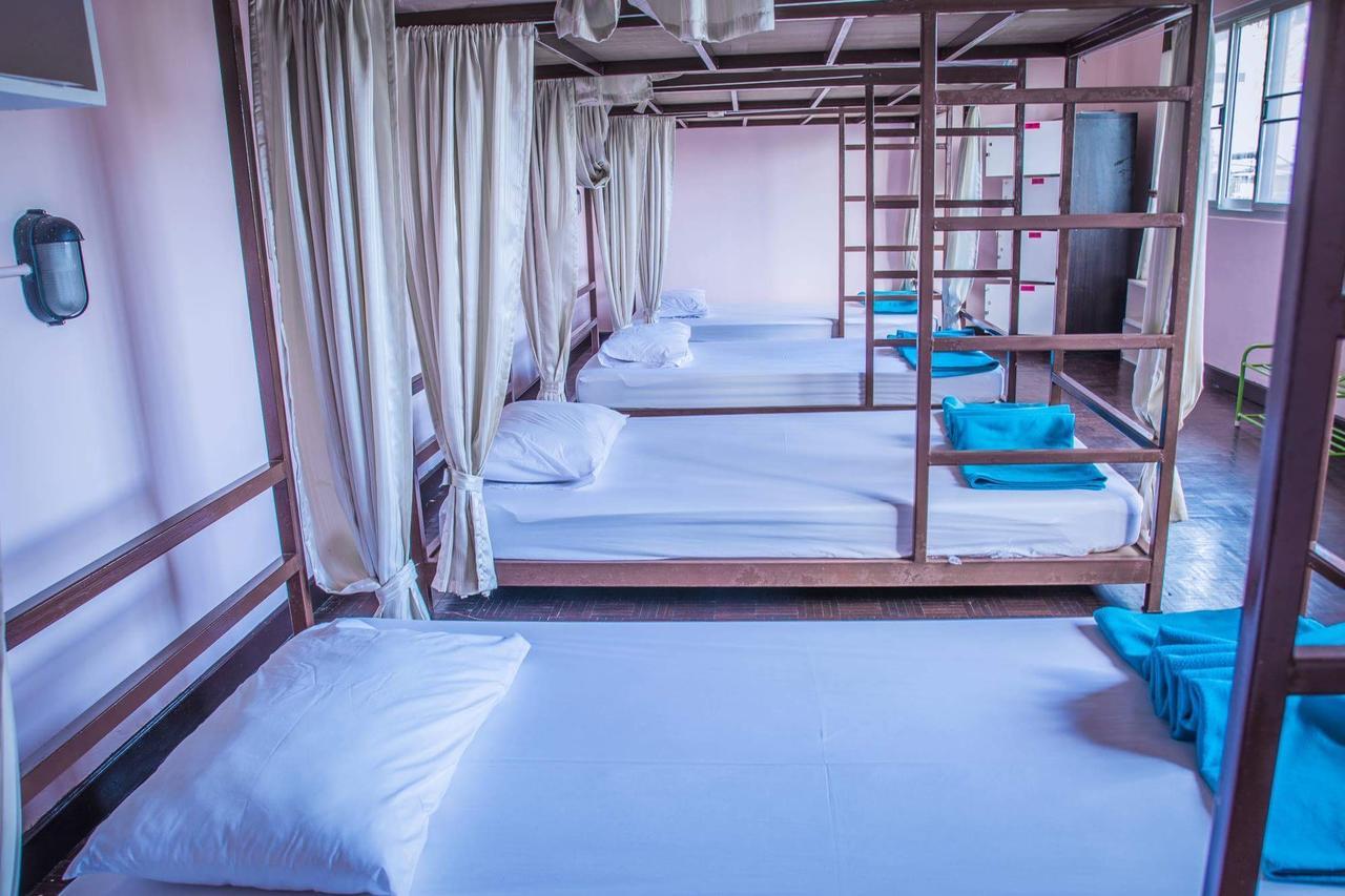 Fun-D Hostel Chiang Rai Buitenkant foto